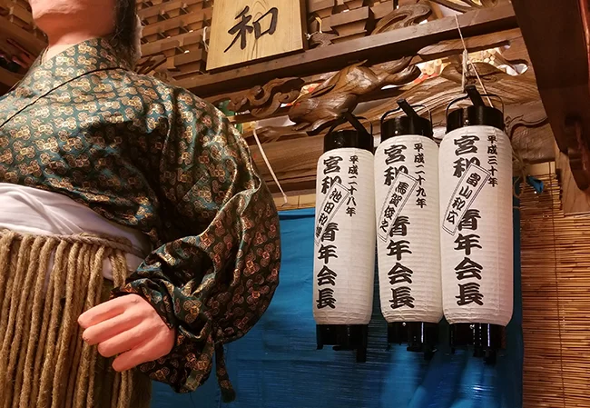 No.12 青年会様の山車装飾用中太弓張和紙提灯を製作いたしました。