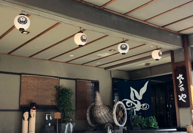 No.63 旅館様の店舗装飾用13号丸型ビニール提灯を製作いたしました。